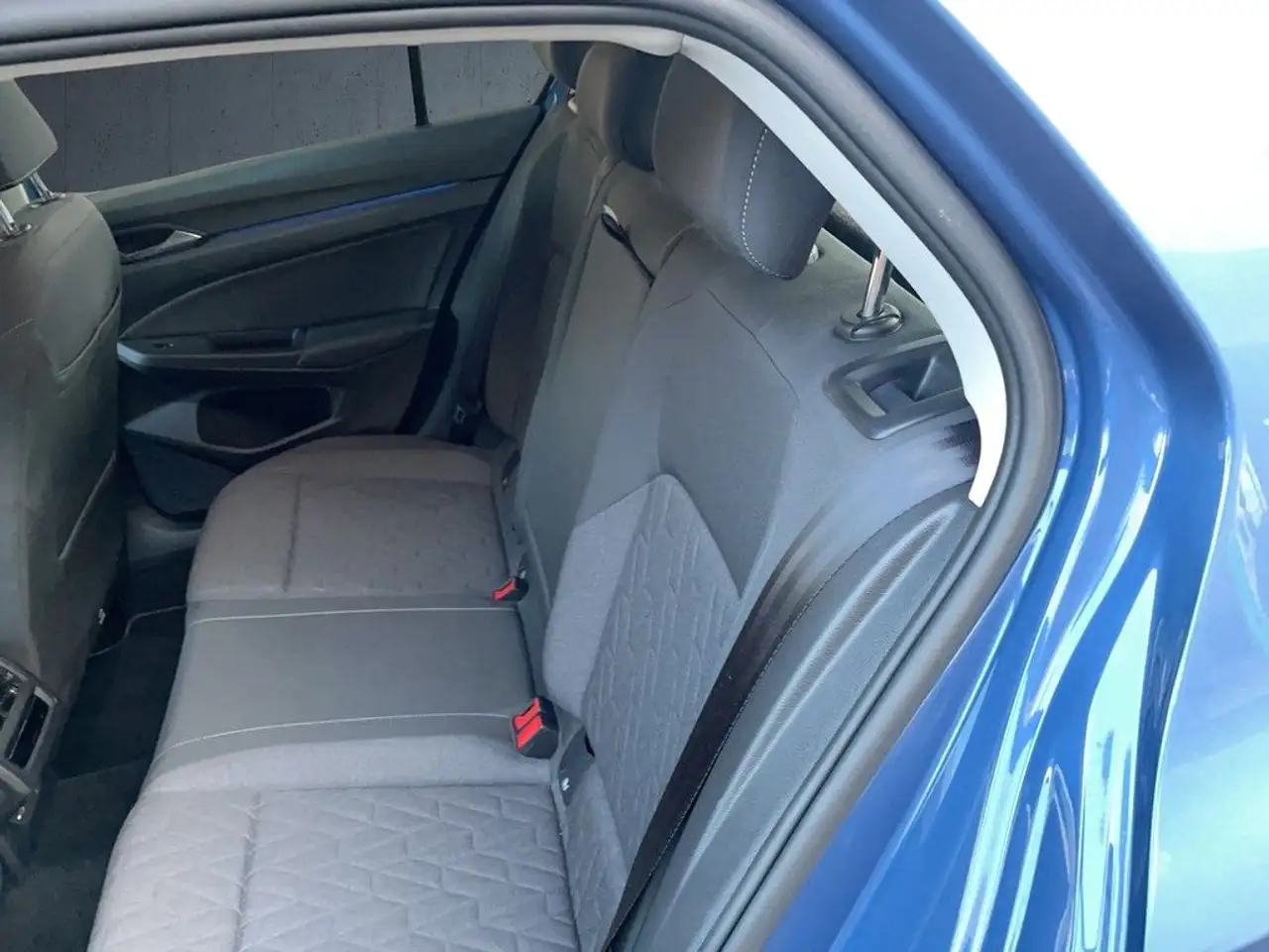 Volkswagen Golf 1.5 TSI Life Navi LED SHZ PDC HuD 10