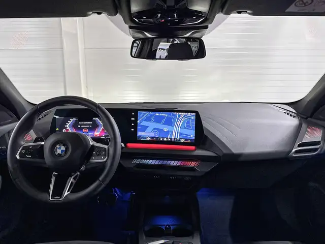 BMW 1 Series view 10