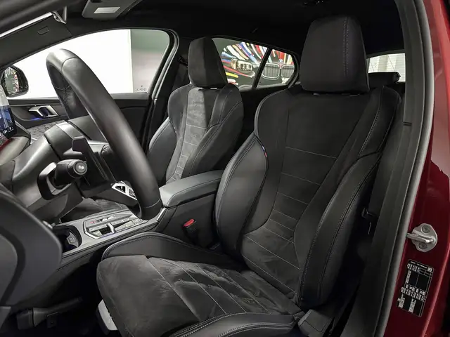 BMW 1 Series view 9