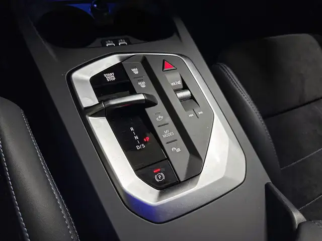 BMW 1 Series view 14