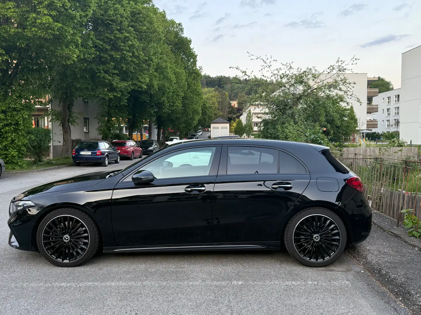 Mercedes-Benz A 200 A 200 Aut. Schwarz - 2
