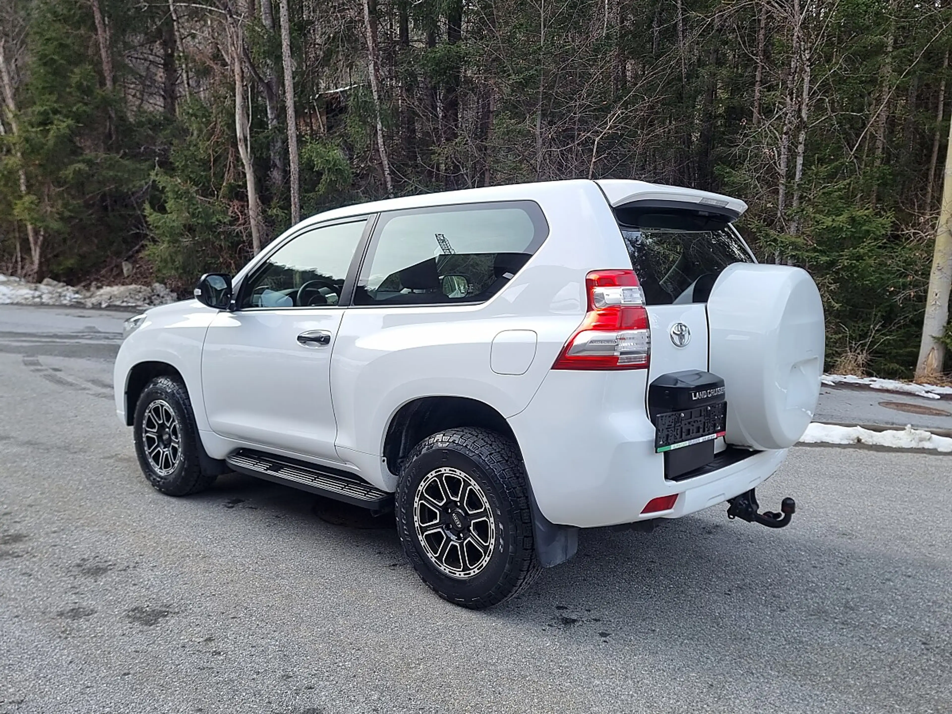 Toyota Land Cruiser Landcruiser 2,8 D-4D 4WD City — photo 6