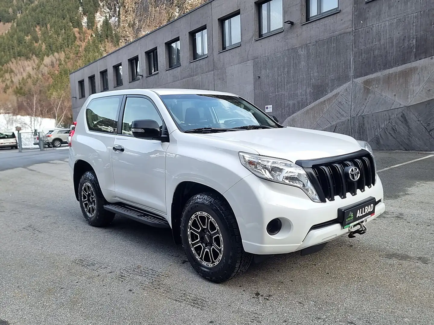 Toyota Land Cruiser Landcruiser 2,8 D-4D 4WD City Weiß - 2