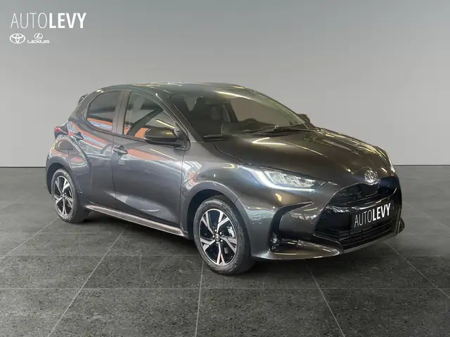 Toyota Yaris view 8