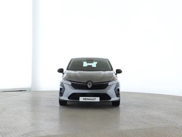 Renault Clio view 2