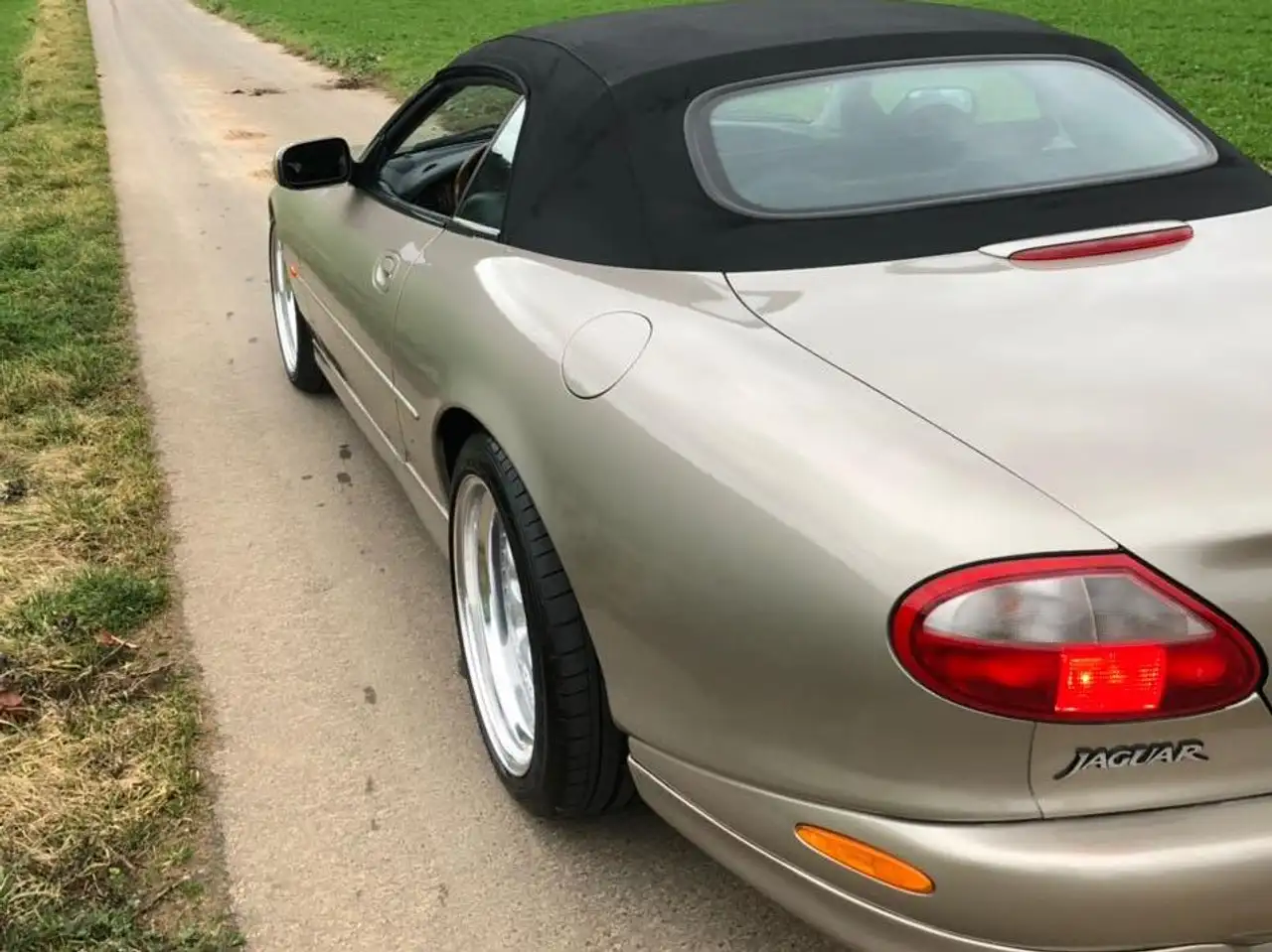 Jaguar XK8 Cabriolet, foto 2