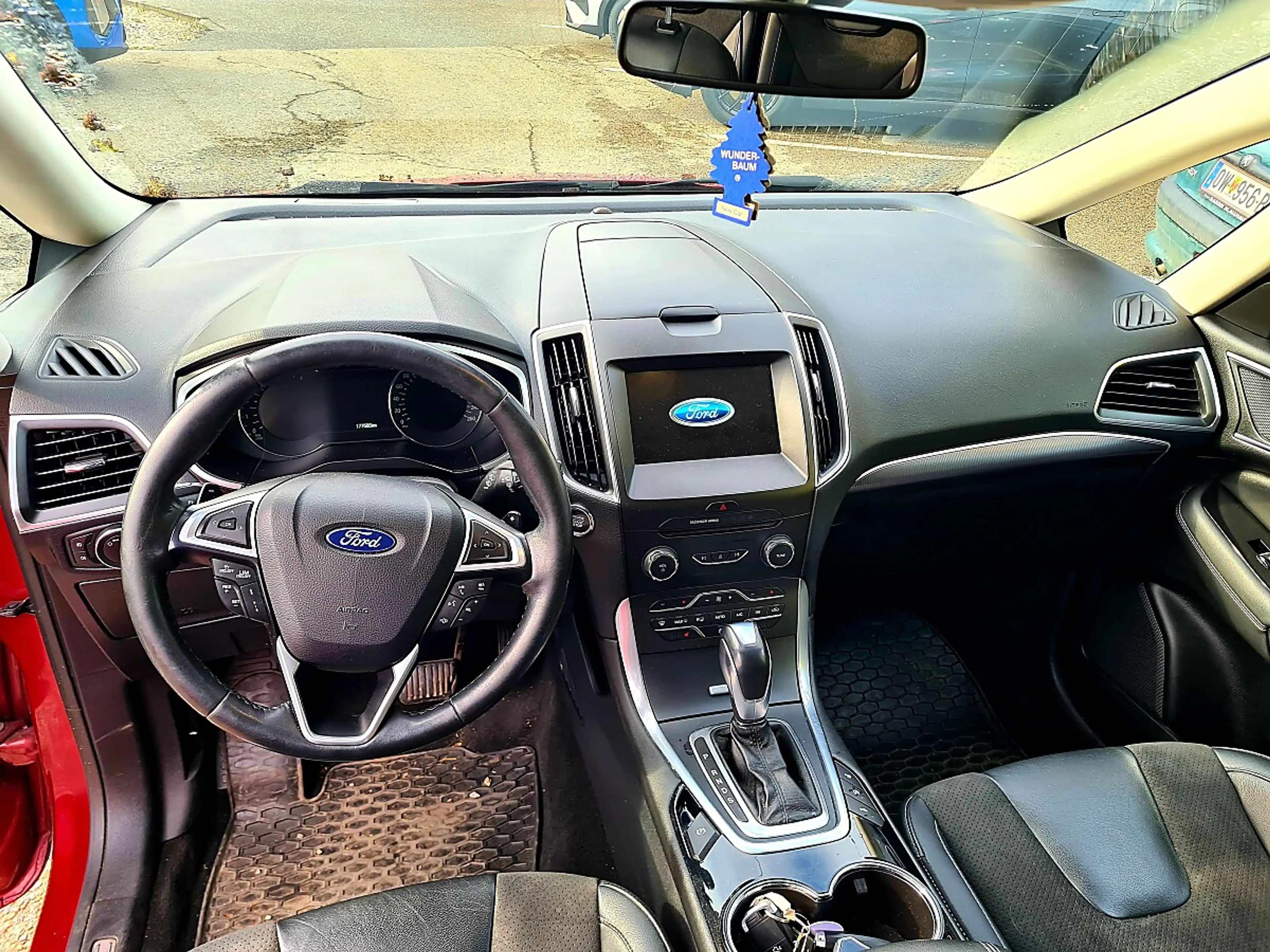 Ford Galaxy 2,0 TDCi Bi-Turbo Titanium Powershift, AHK — photo 8