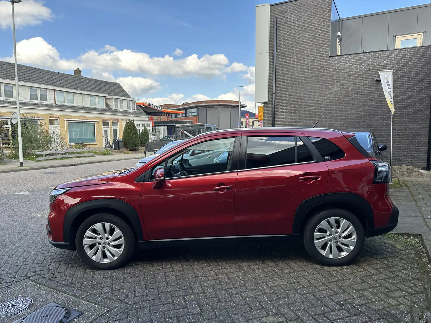 Suzuki S-Cross 1.4 Boosterjet AllGrip Select Smart Hybrid Automaa Rouge - 2