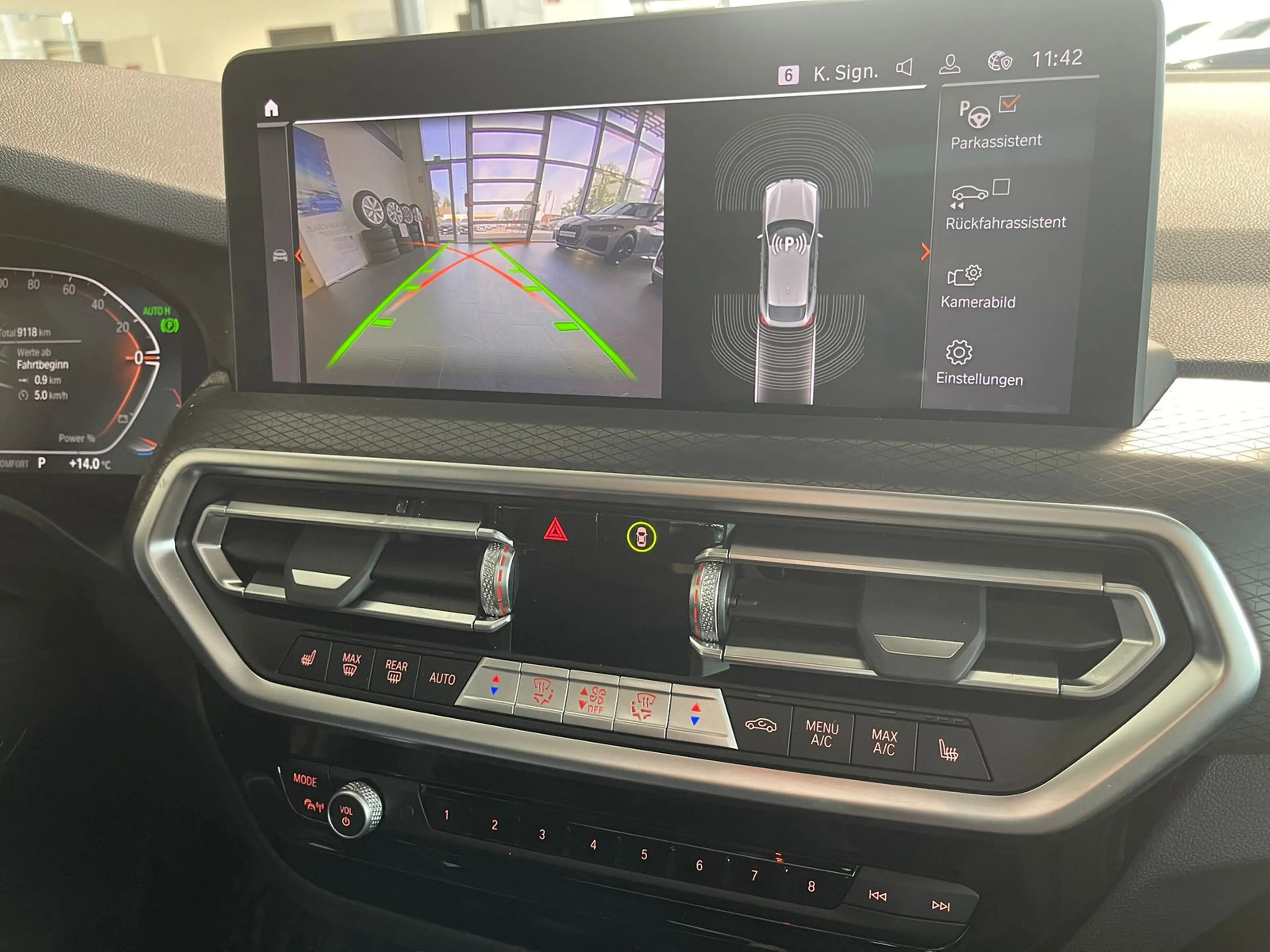BMW X4 xDrive 20i M Sport AHK/A-LED/Pano/ACC/RFK — photo 11