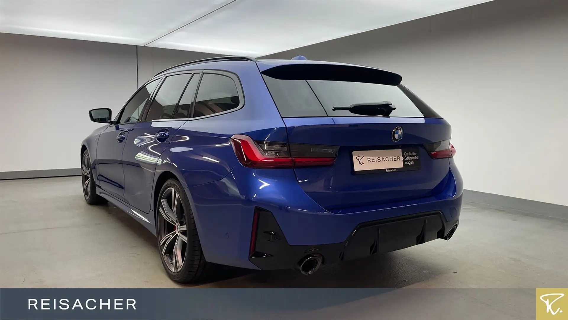 BMW 320 i A Tou Blau - 2