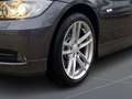 BMW 330 xi Allrad 1.Hand Xenon Navi PDC TÜV.04.27 Grau - thumbnail 17