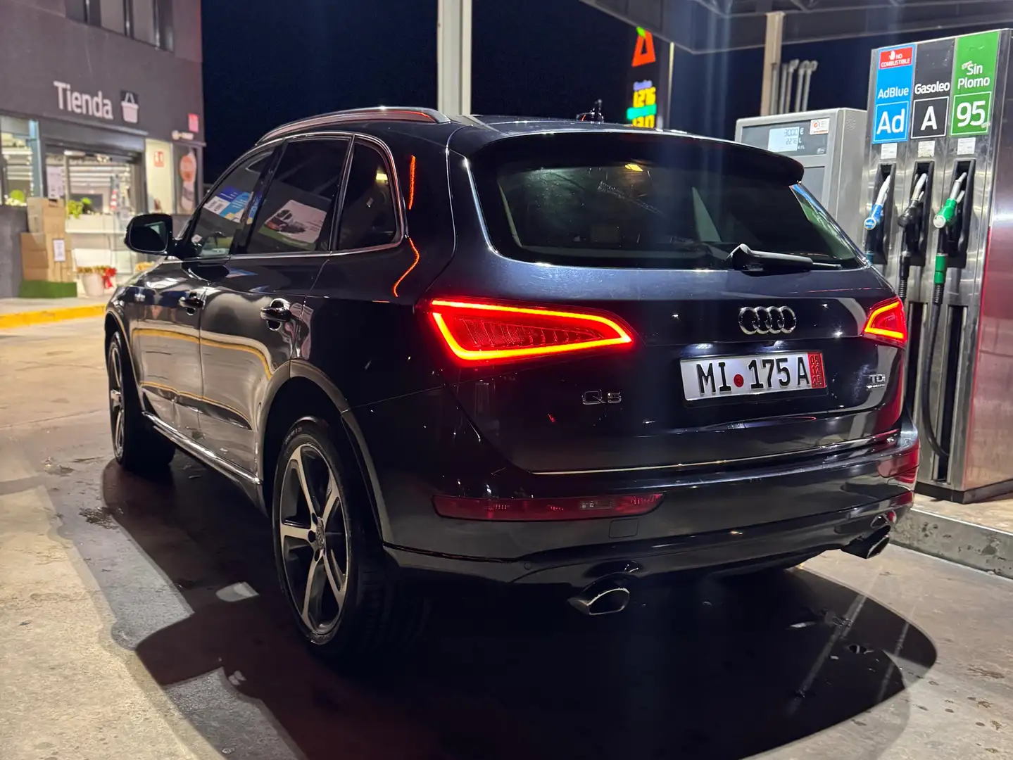 Audi Q5 Q5 3.0TDI CD quattro Advanced Ed. S-T 258 Advanced Edition Azul - 2