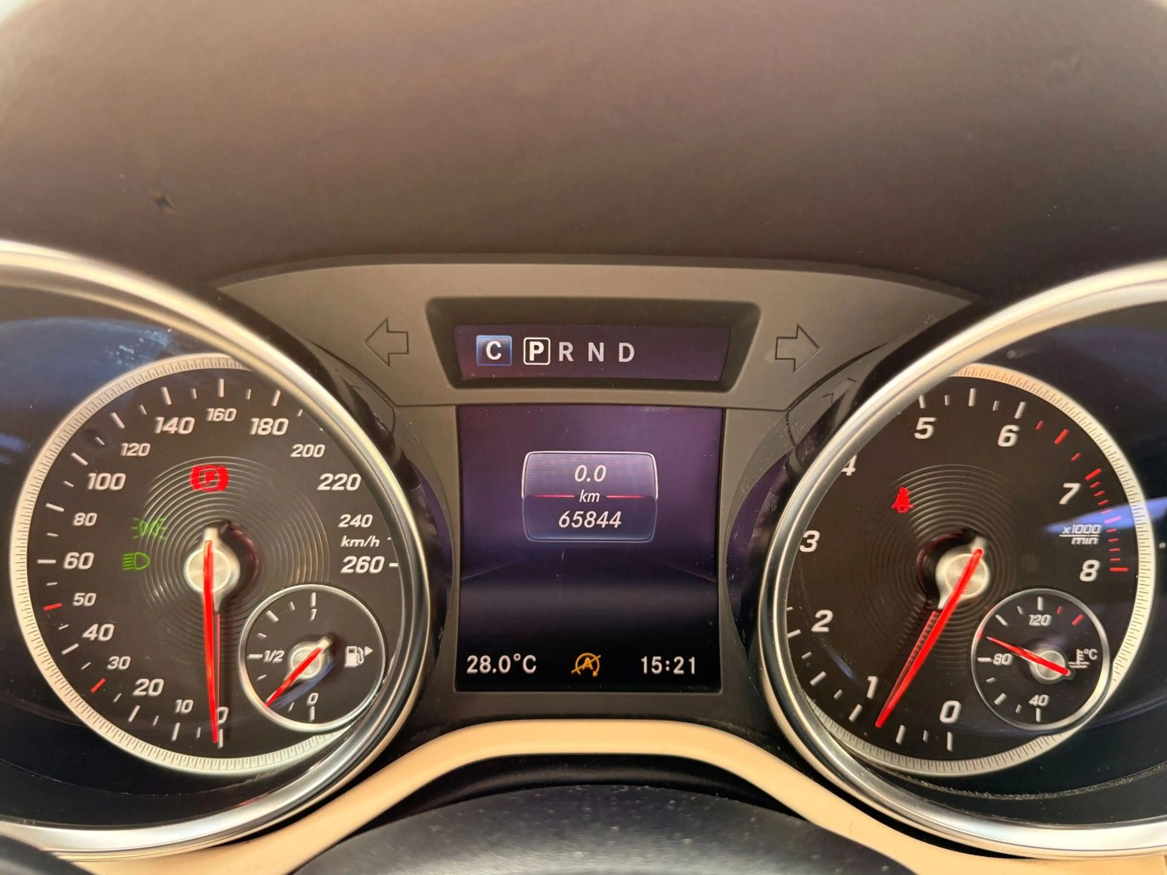 Mercedes-Benz SLC 200 *ROADSTER*PDC*SHZ*PANO*NAVI*TEMP*BLUETOO — photo 27