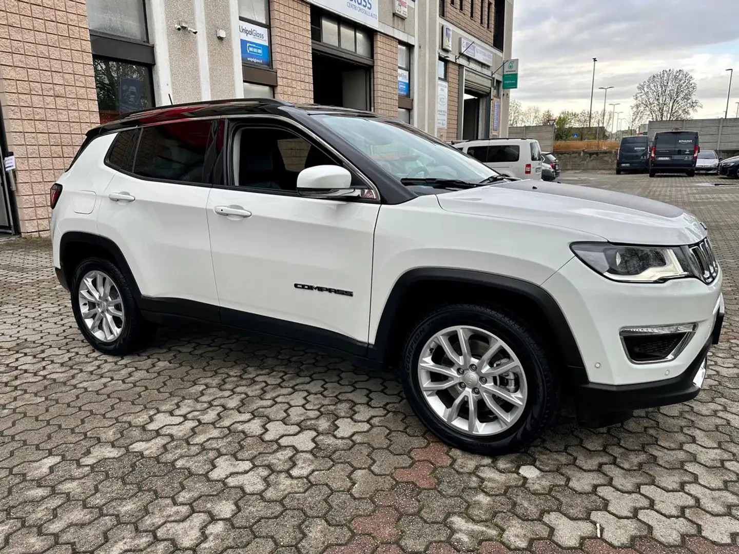 Jeep Compass 1.3 Turbo T4 190 CV PHEV AT6 4xe Limited Weiß - 2