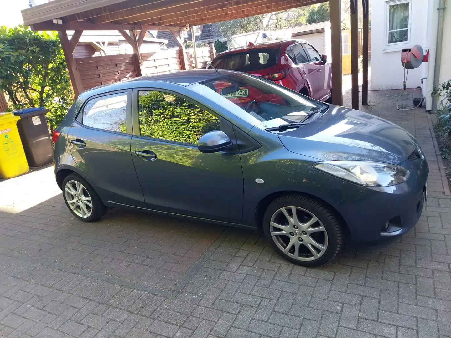 Mazda 2 1.5 Independence Grün - 2