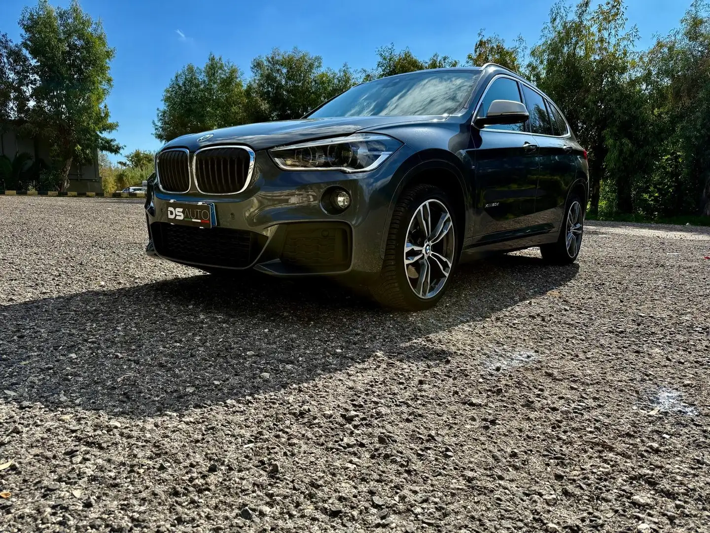 BMW X1 BMW X1 XDRIVE 20D M SPORT UNI PRO Gris - 1