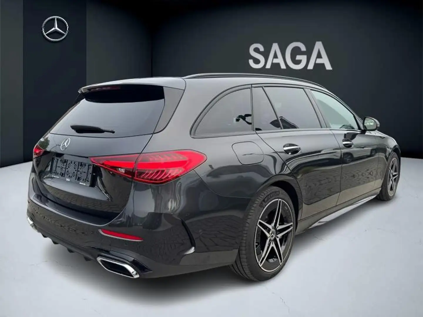 Mercedes-Benz C 300 de AMG Line Schwarz - 2