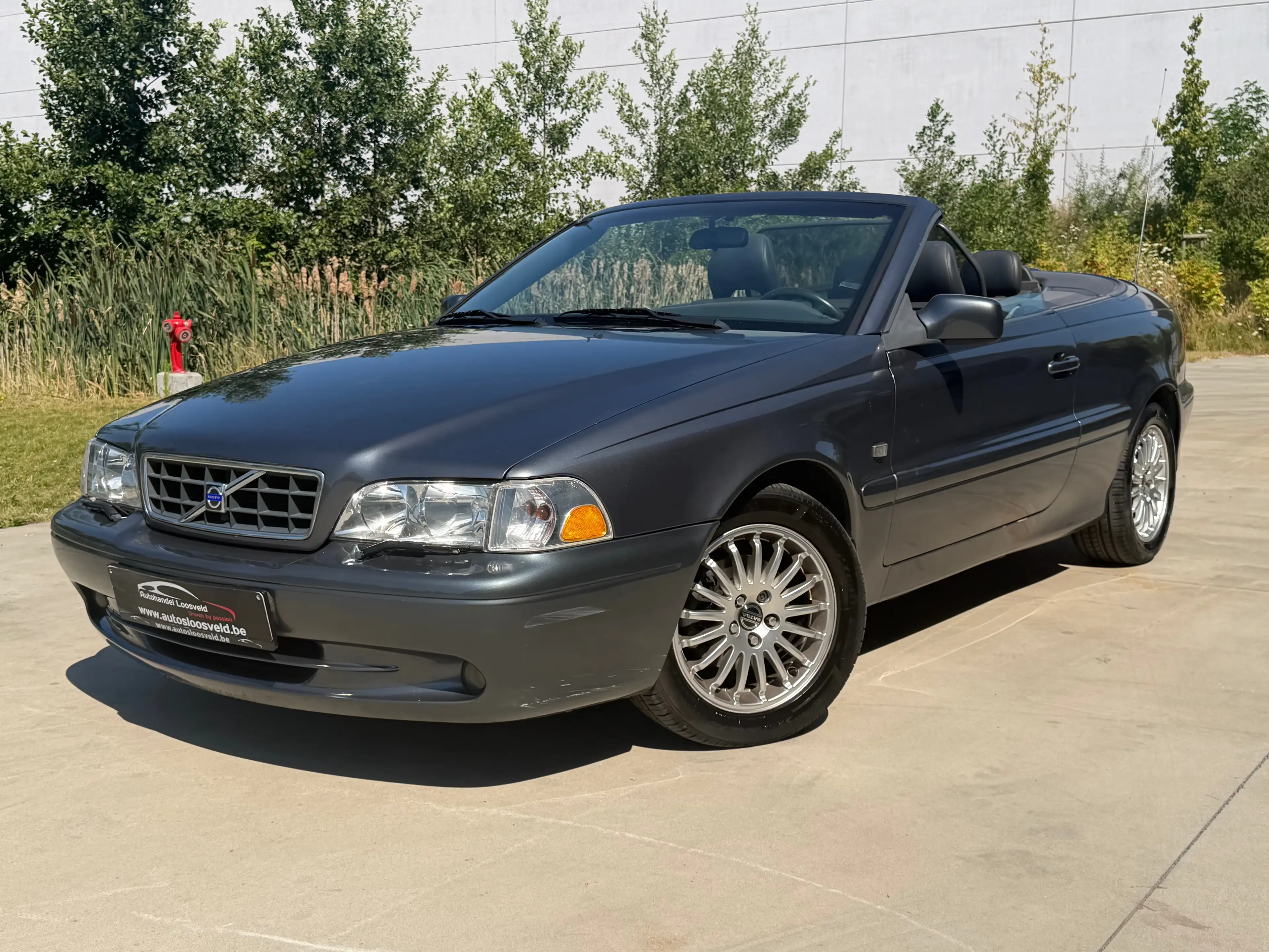 Volvo C70 Cabrio 2.0 Turbo 20v AUTOMAAT/ AIRCO/ LEDER — photo 2