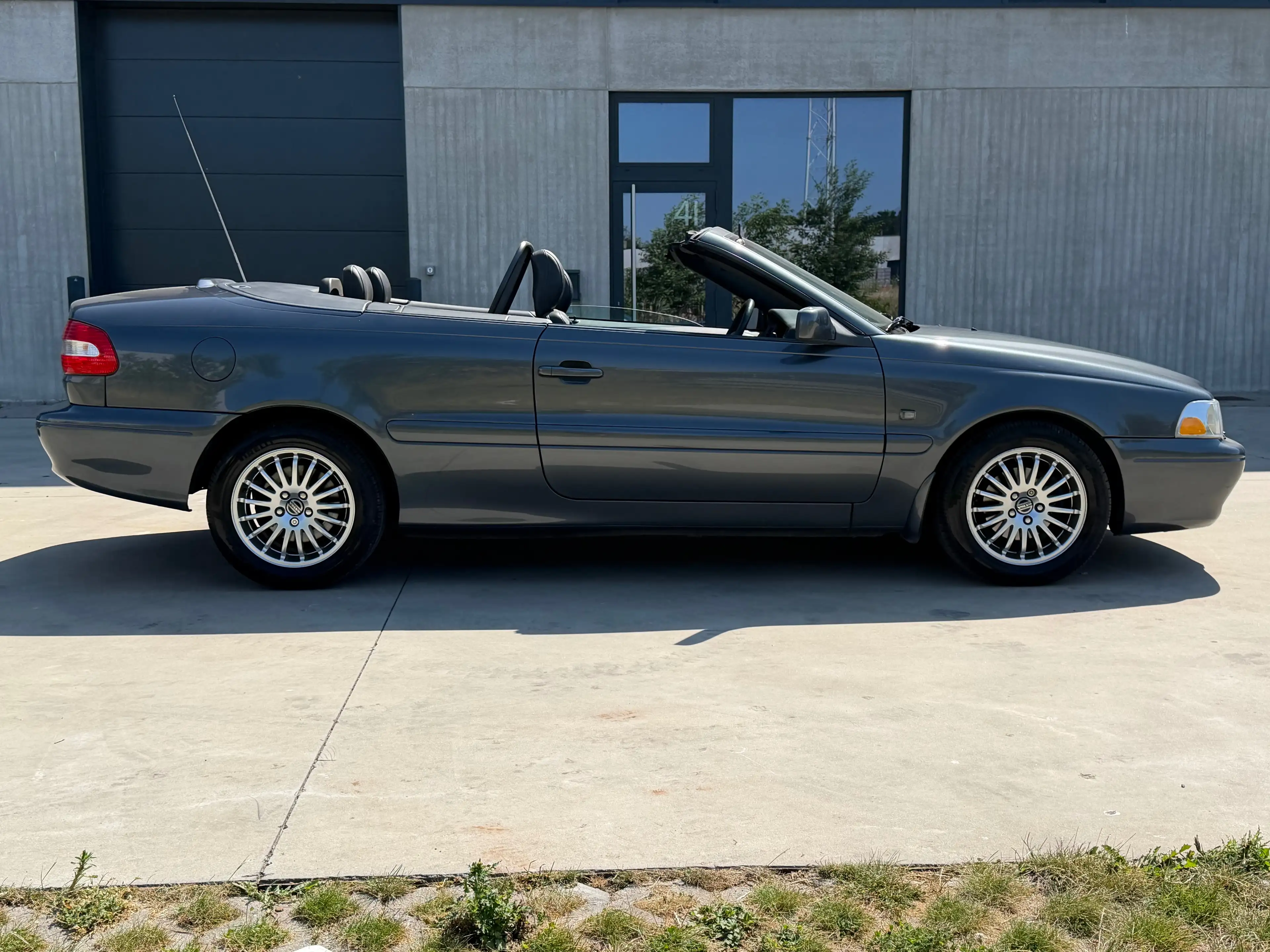 Volvo C70 Cabrio 2.0 Turbo 20v AUTOMAAT/ AIRCO/ LEDER — photo 6