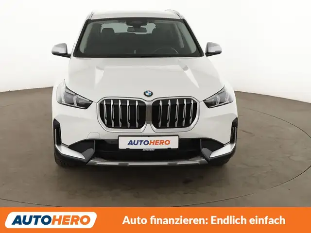 BMW X1 view 9