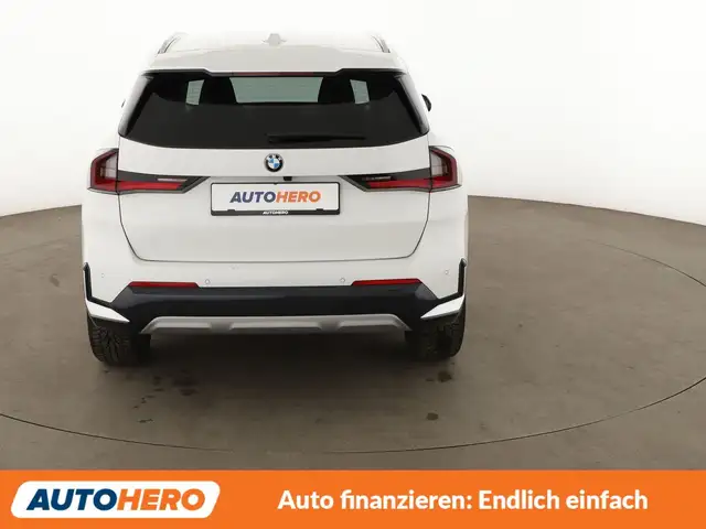 BMW X1 view 5