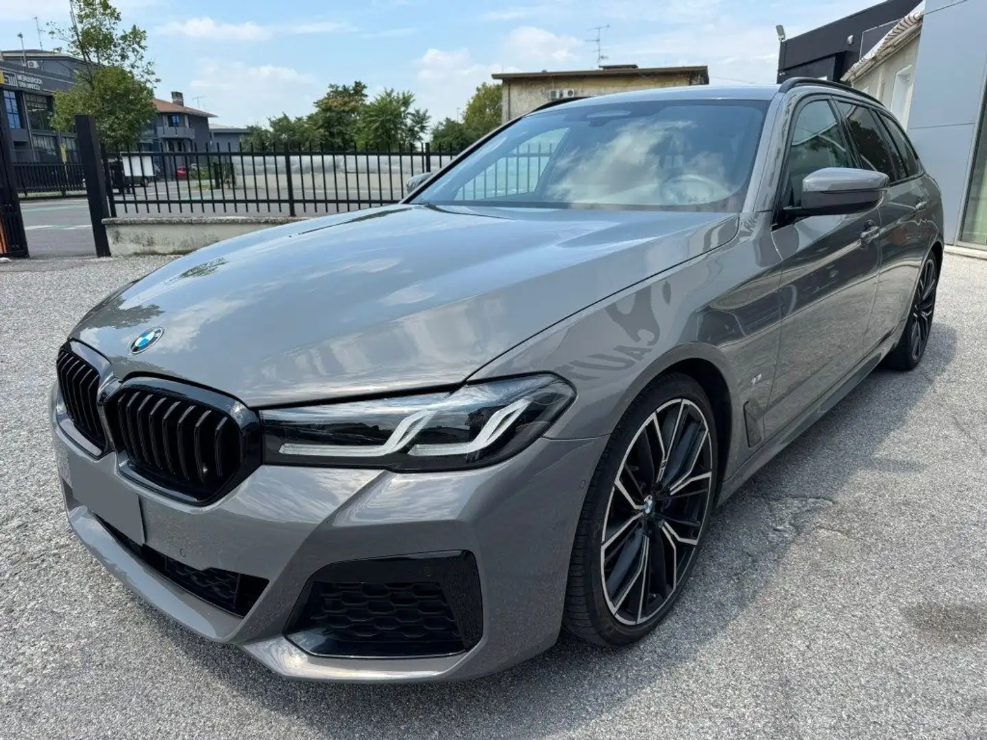 BMW 530 d 48V xDrive Touring Msport Grigio - 1
