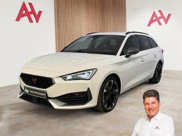 ST e-Hybrid 1.4 TSI ** Zetel/Stuurverw | Navi/C...