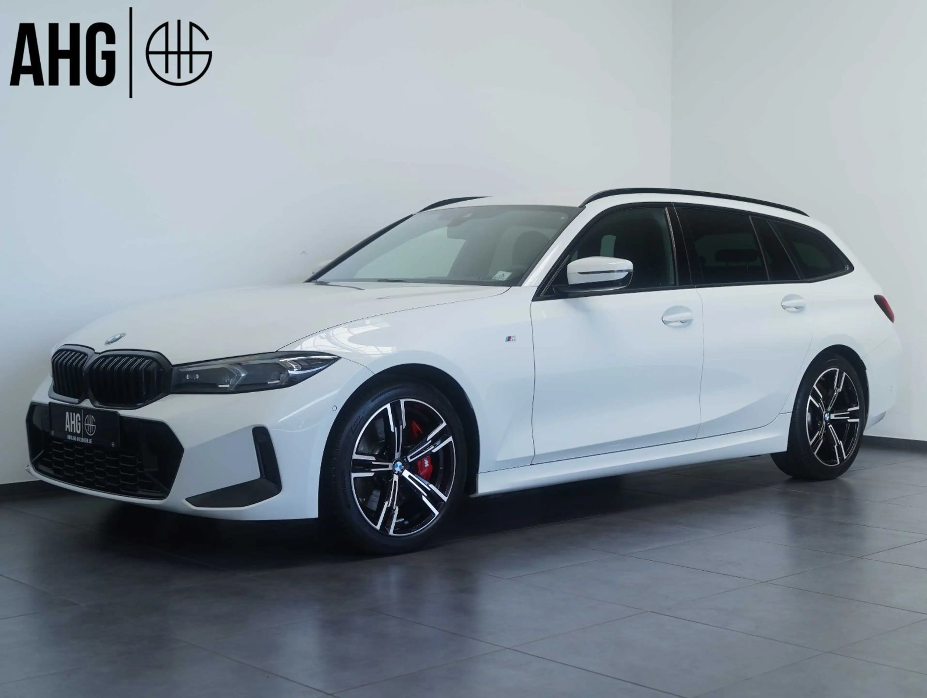BMW 318 i Touring M Sport Pro LCI/CURVED/LED/HUD/AHK