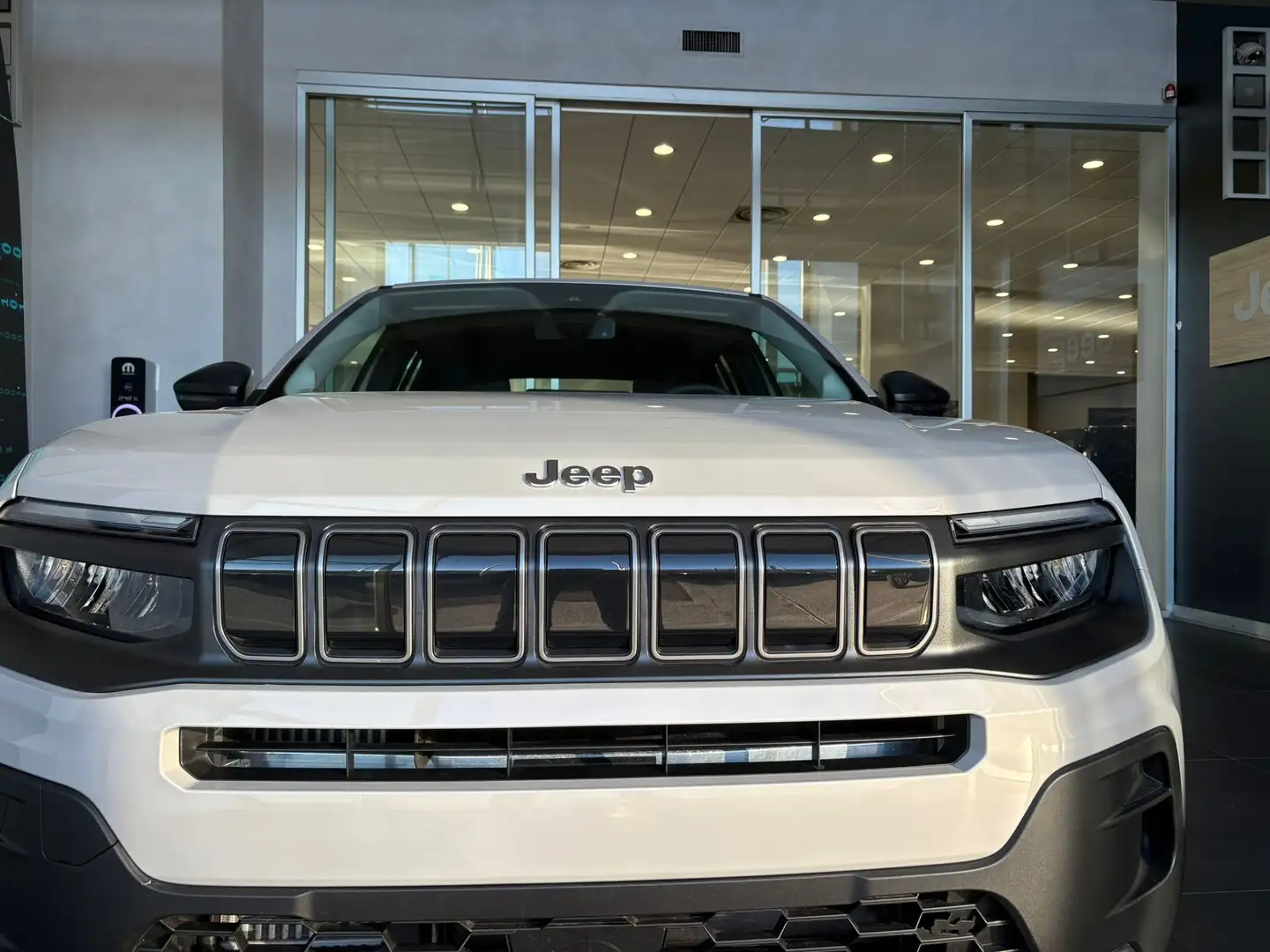 Jeep Avenger Avenger 1.2 turbo Altitude fwd 100cv Grijs - 2