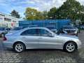 Mercedes-Benz E 200 K Lim. Aut Avantgarde*LEDER*AHK*XENON*NAVI Silber - thumbnail 4