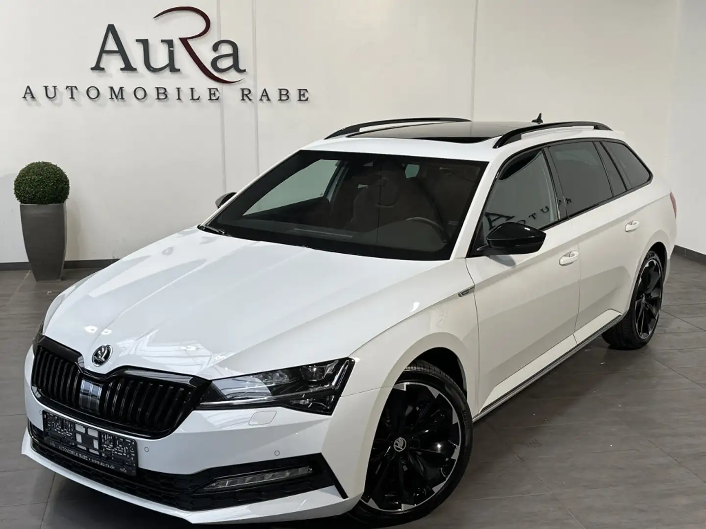 Skoda Superb Combi 2.0 TDI DSG Sportline NAV+LED+PANO Blanc - 2
