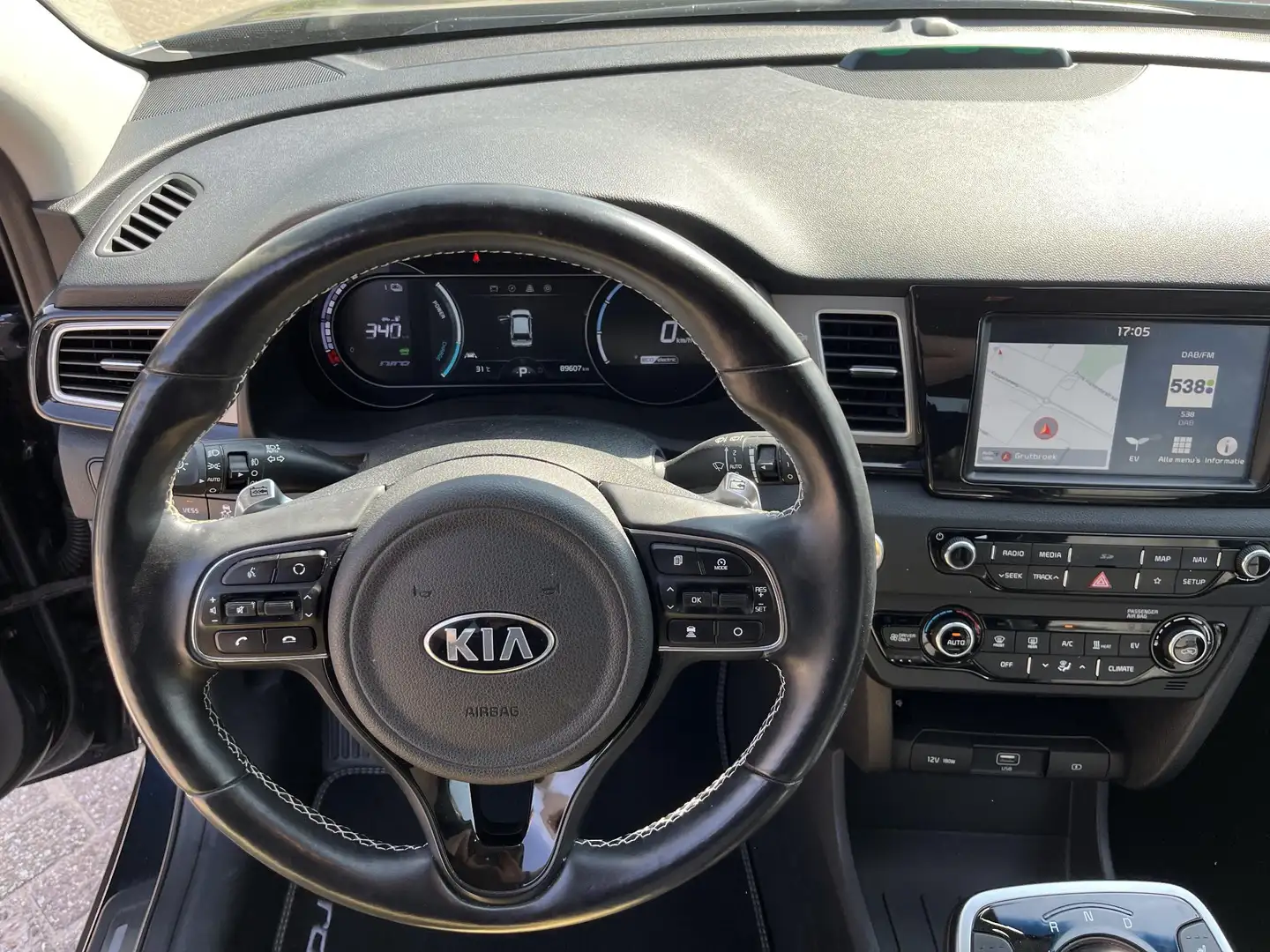 Kia e-Niro ExecutiveLine 64 kWh 204pk Camera | SOH 100% | Sto Blauw - 2