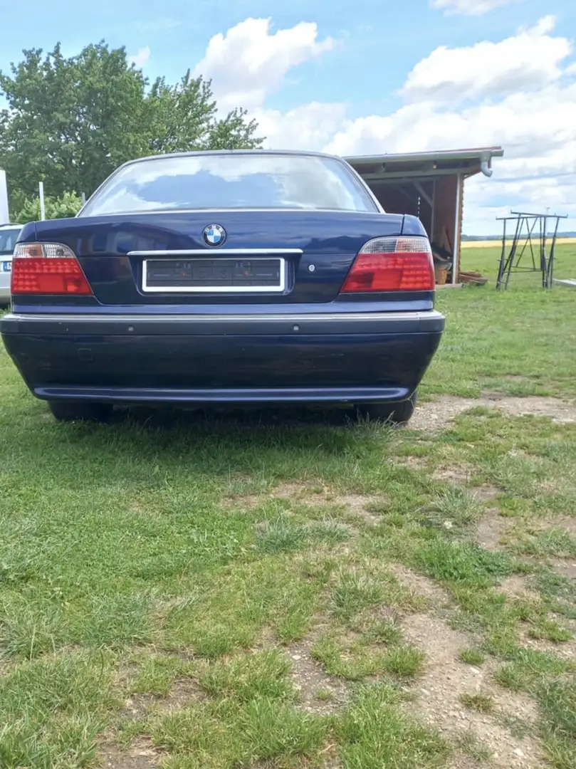 BMW 730 730i Blau - 2