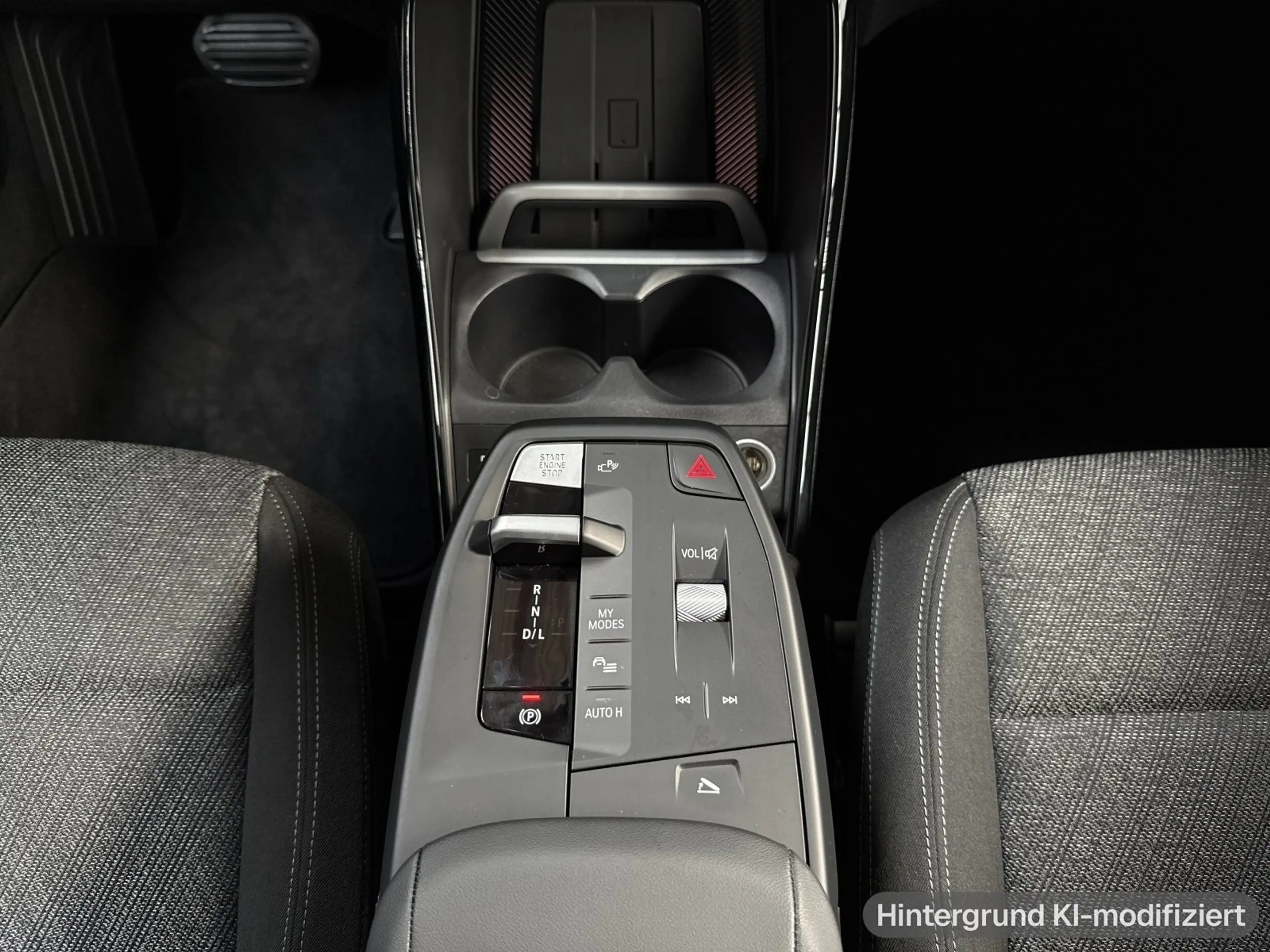 BMW 216 i Active Tourer Driving&ParkingAssistant — photo 12