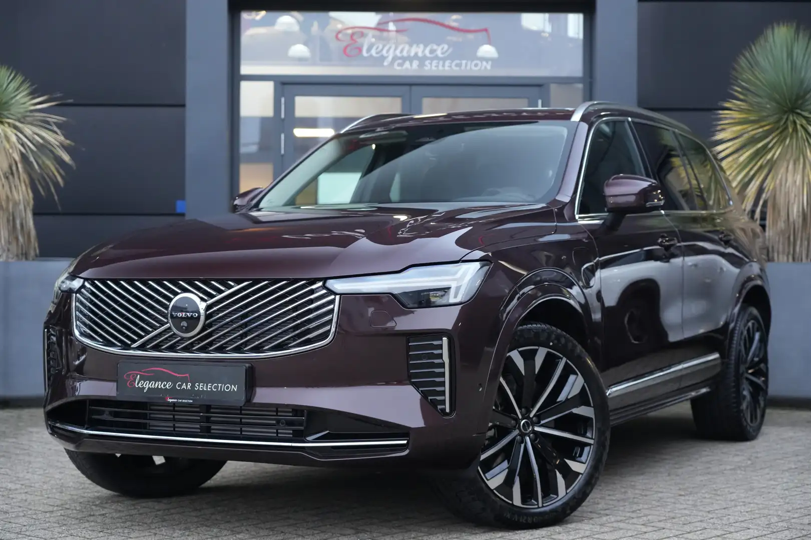 Volvo XC90 2.0 T8 Plug-in hybrid AWD FACELIFT Plus Bright 455 Violet - 1