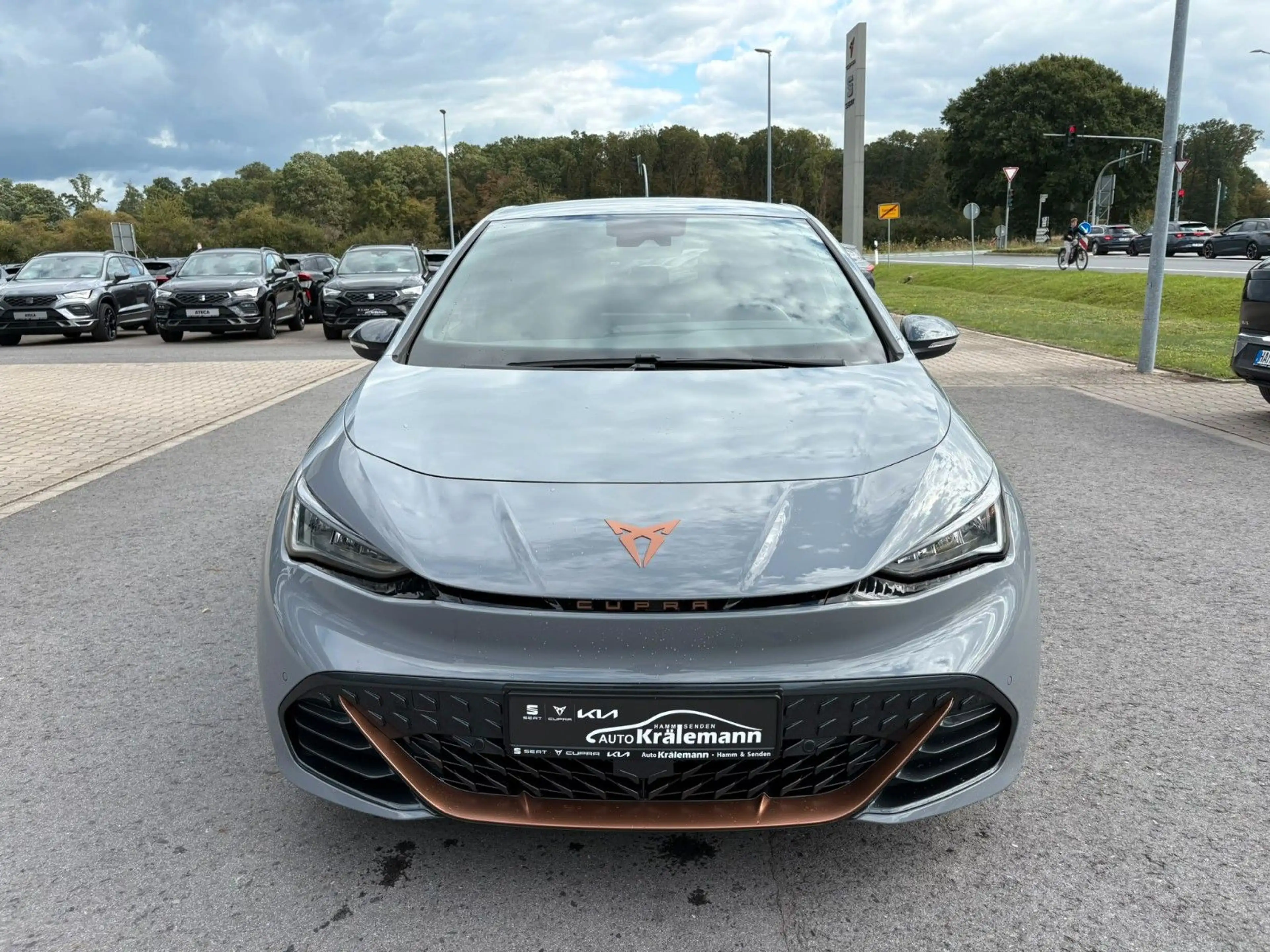CUPRA Born 150 kW *WinterPaket*GJR*Kamera* — photo 2