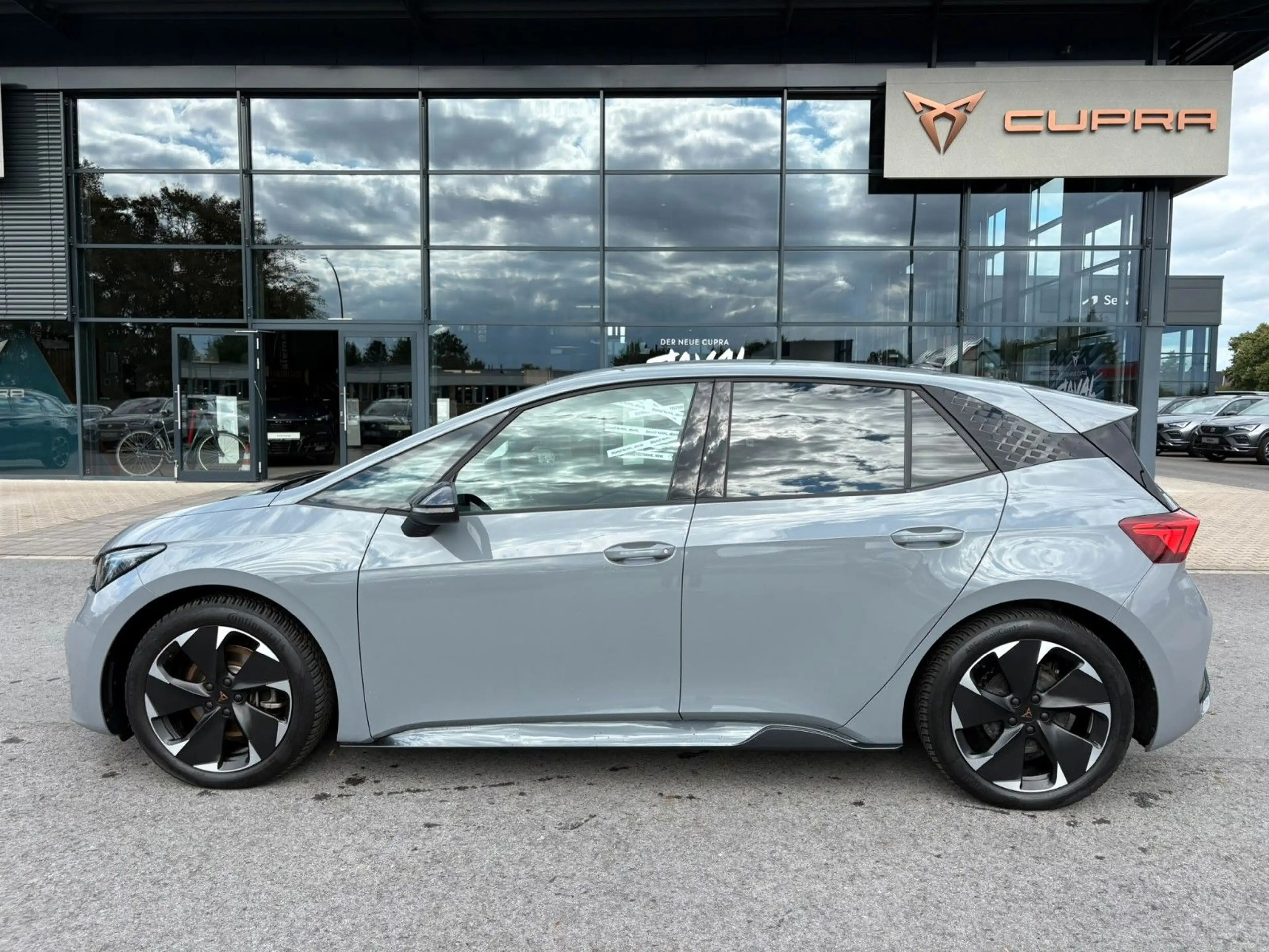 CUPRA Born 150 kW *WinterPaket*GJR*Kamera* — photo 8