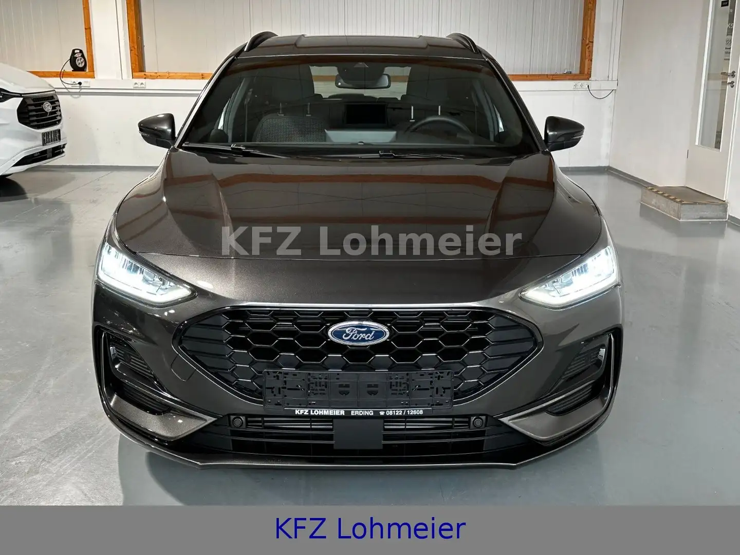 Ford Focus Turnier ST-Line X *iACC*LED*Winterpaket* Grau - 2