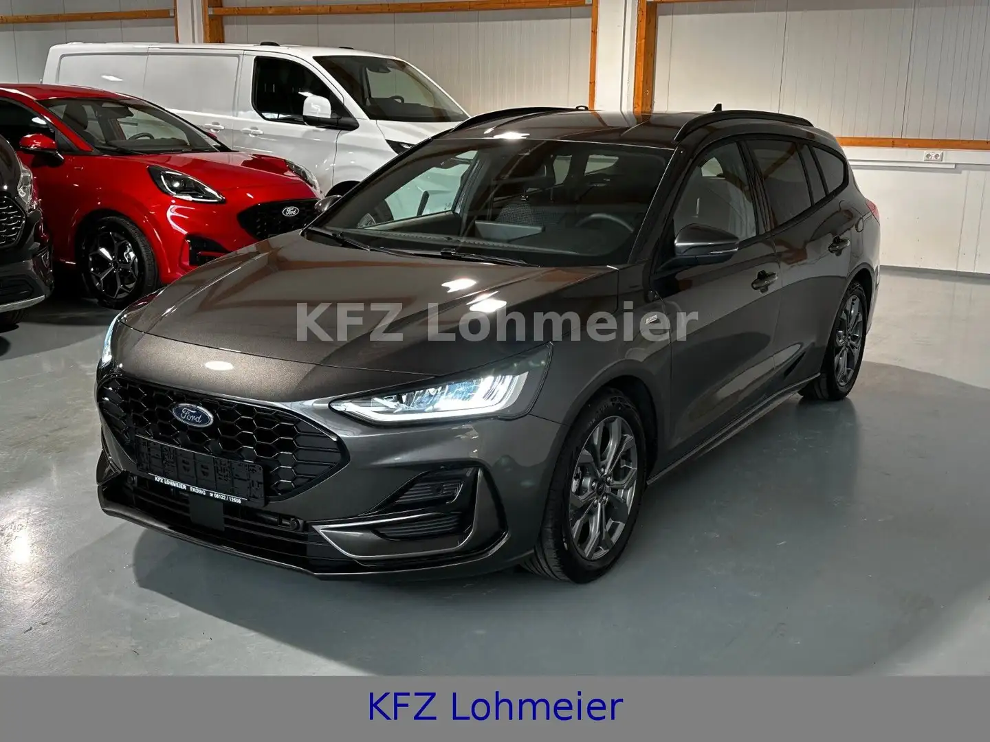 Ford Focus Turnier ST-Line X *iACC*LED*Winterpaket* Grau - 1