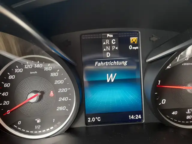 Mercedes-Benz V 220 V 220/250/300 d AVANTGARDE 4MATIC lang (447.813) Ansicht 13