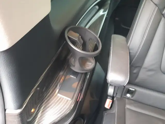 Mercedes-Benz V 220 V 220/250/300 d AVANTGARDE 4MATIC lang (447.813) Ansicht 22