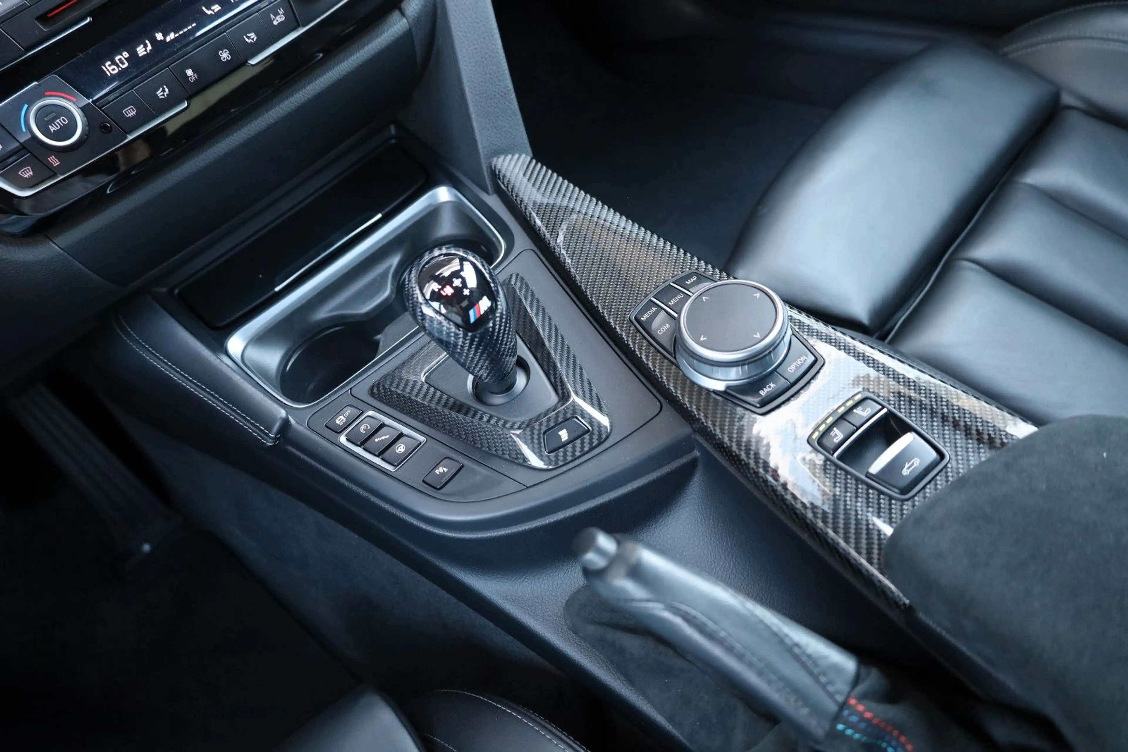 BMW M4 Cabrio/APPLE/TOTW/HK/Airscarf/LED/SHZ/RFK/R20 — photo 13
