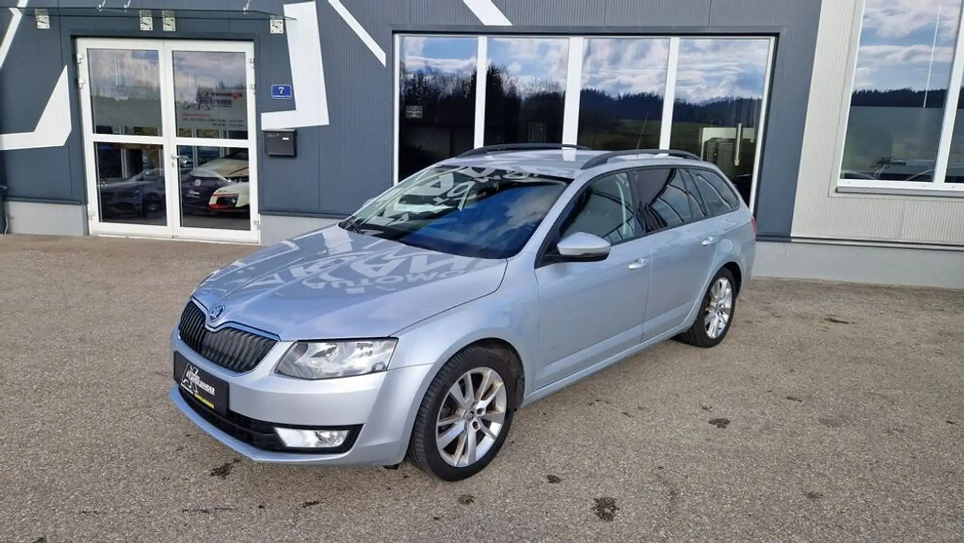 Skoda Octavia Combi TDI 4x4 ''AHV'' Silber - 1