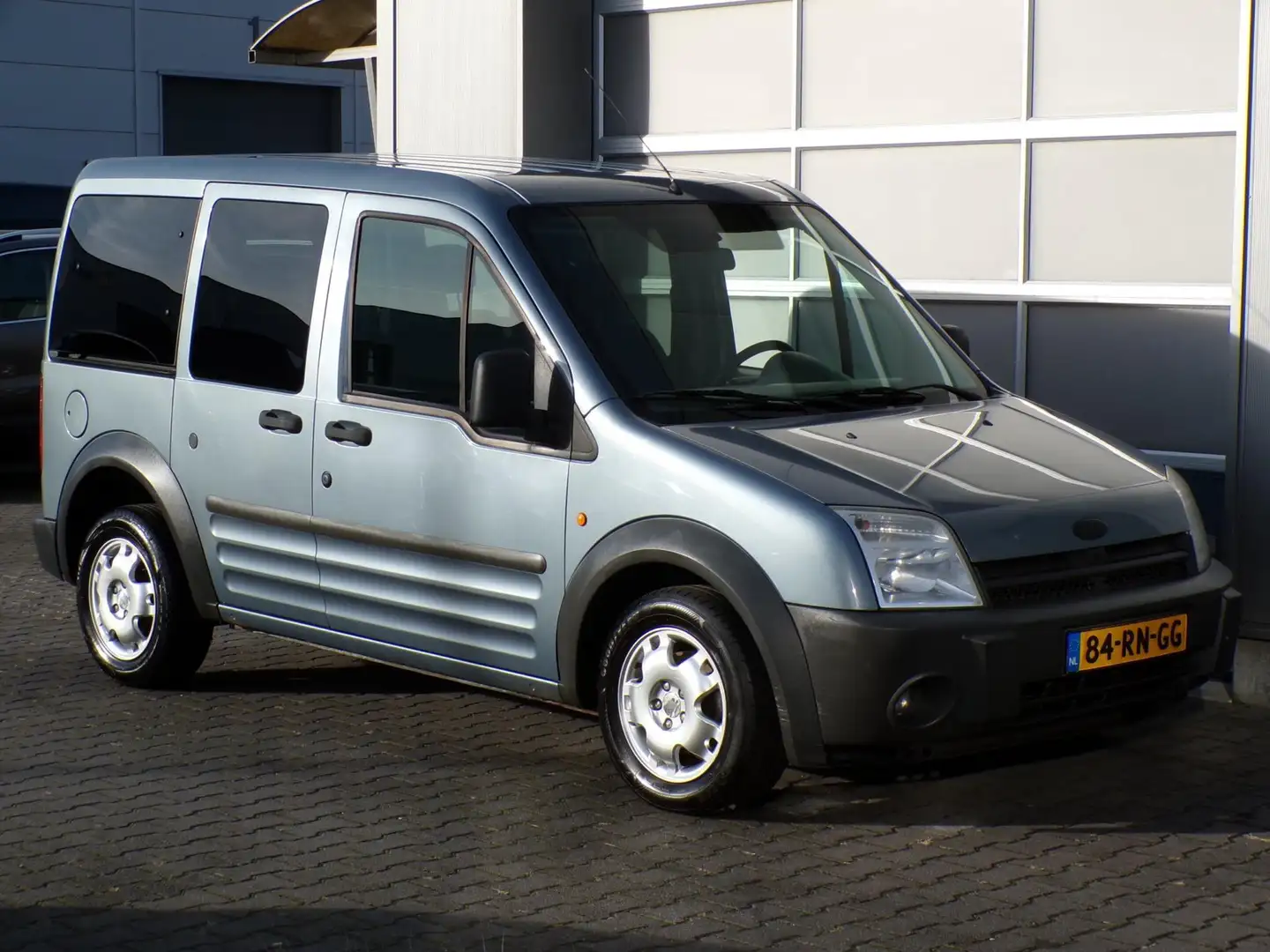 Ford Tourneo Connect 1.8-16V SWB Futura|Trekhaak|Airco|Radio Bleu - 1