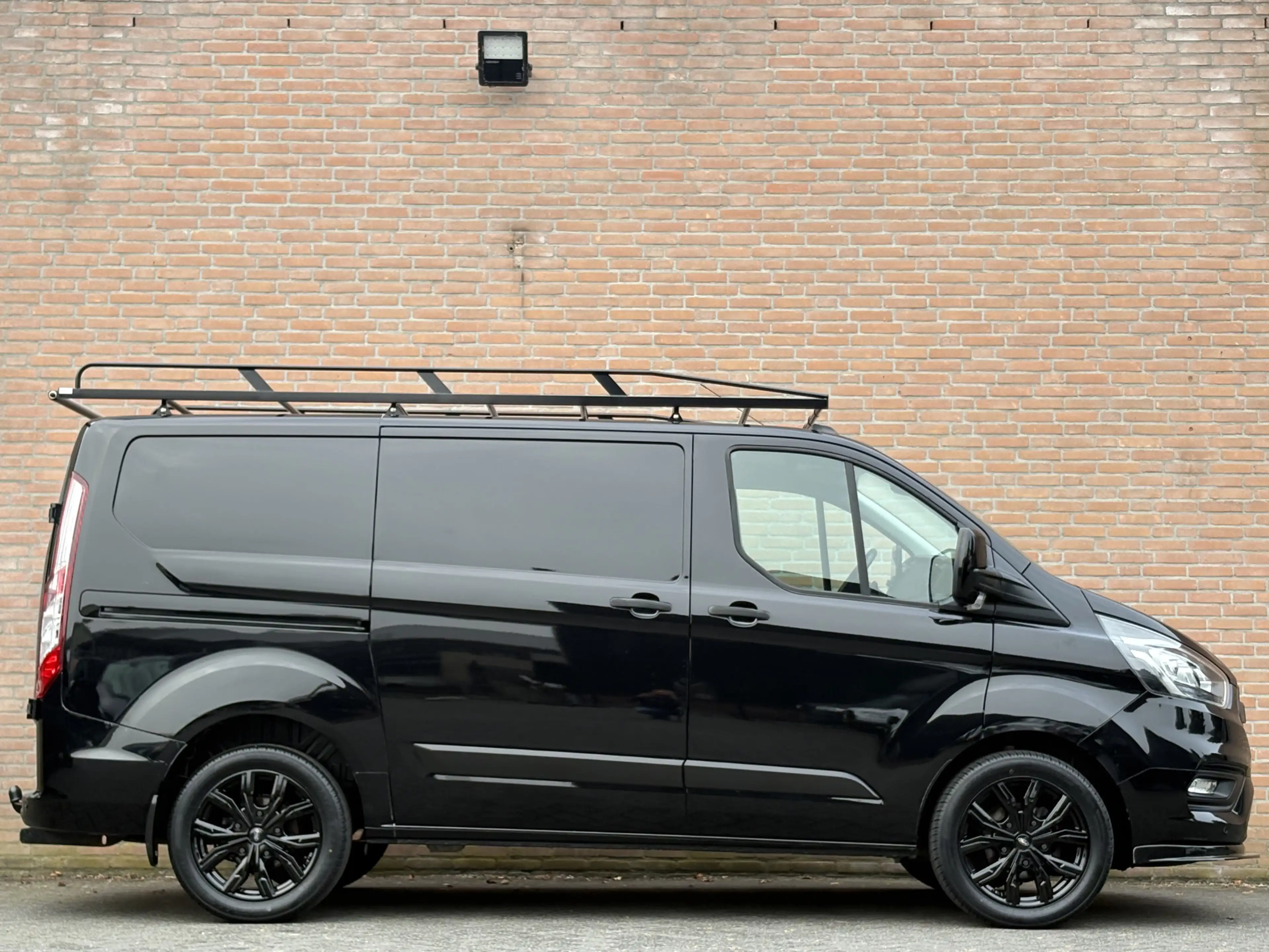 Ford Transit Custom 2.0TDCI 130PK Raptor Edition / Carplay / Trekhaak — photo 13