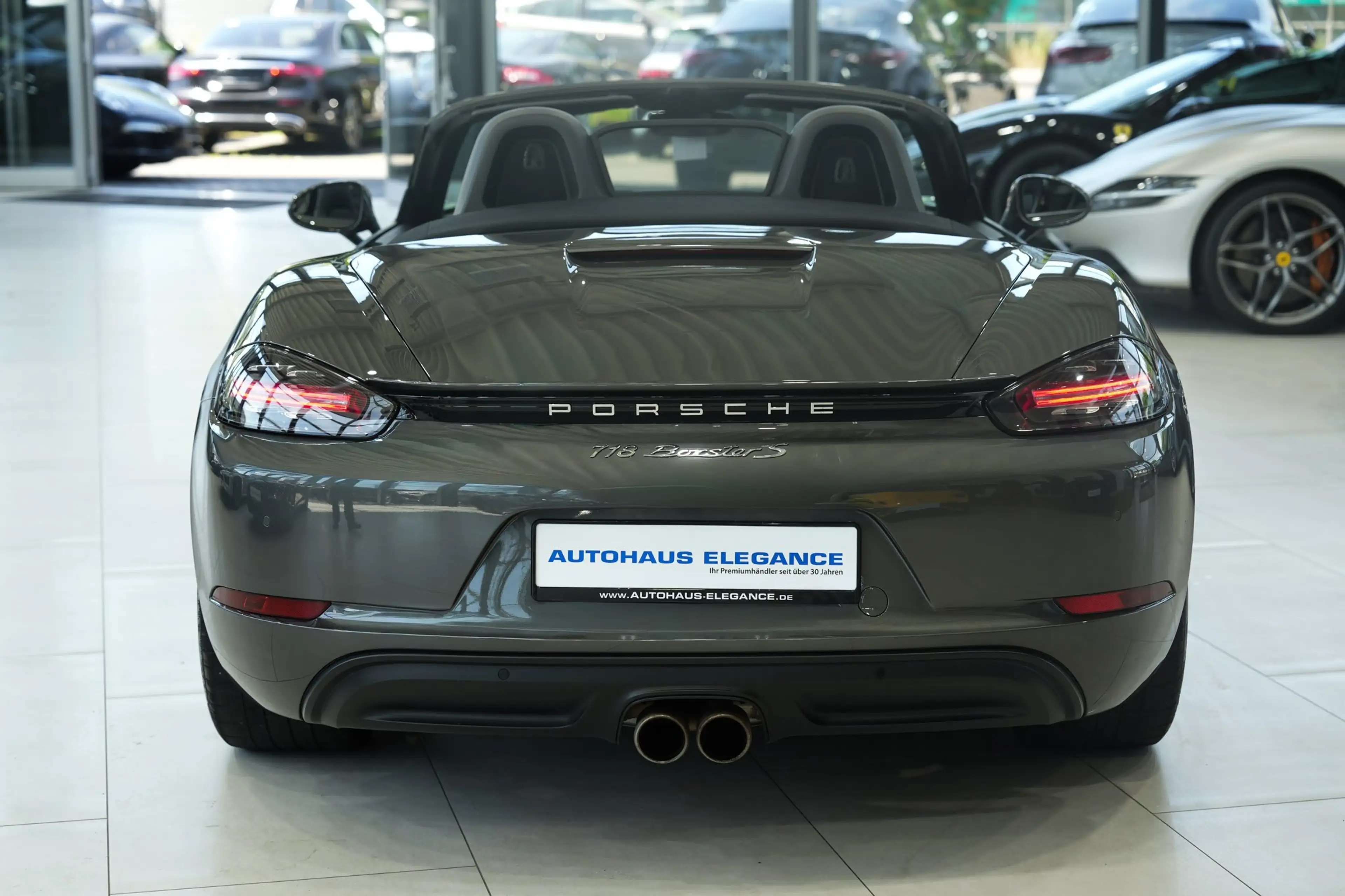 Porsche 718 Boxter S*SPORTSITZE*LEDER*HIFI*PDK*LM"20* — photo 5