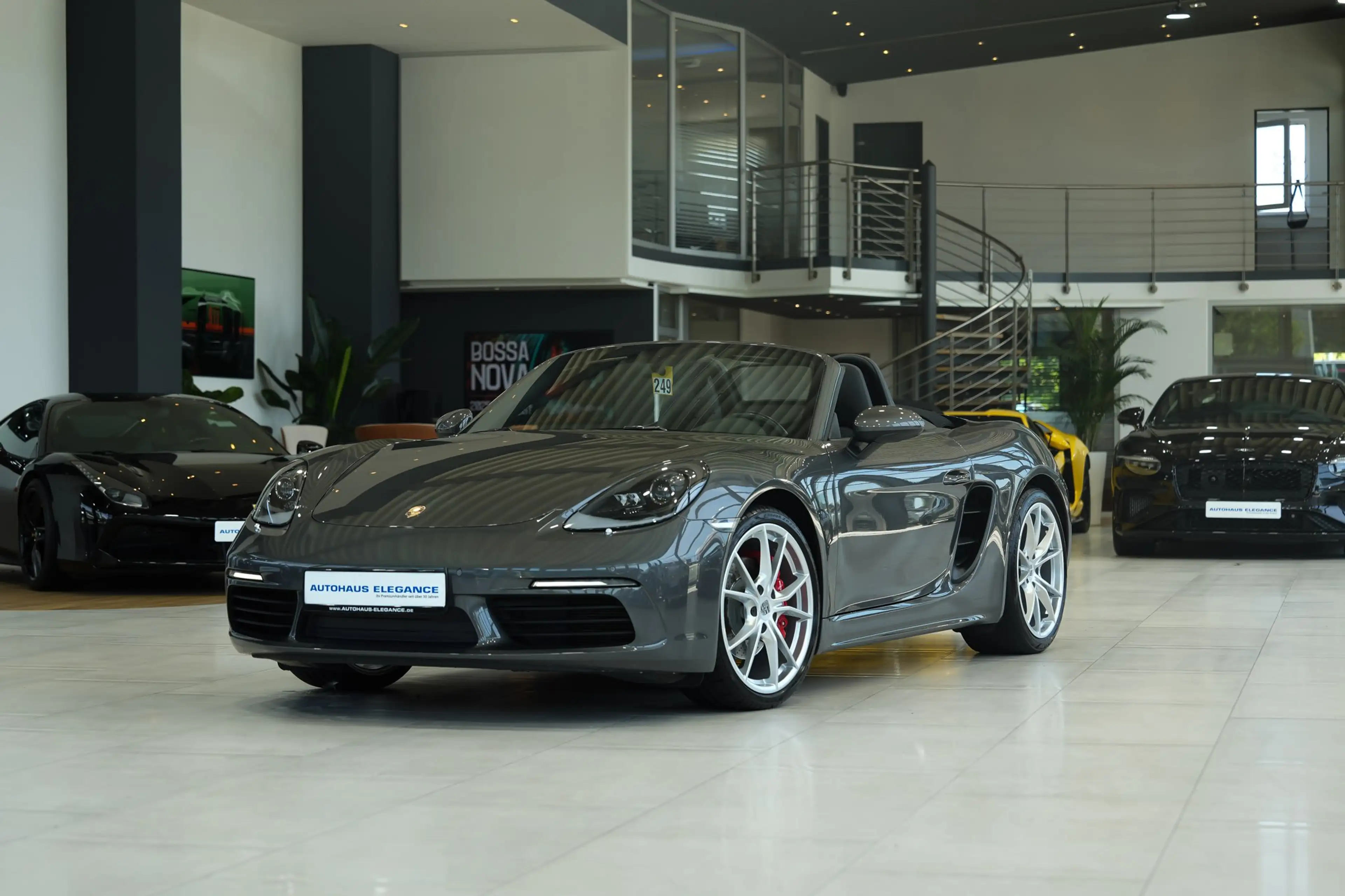 Porsche 718 Boxter S*SPORTSITZE*LEDER*HIFI*PDK*LM"20* — photo 11