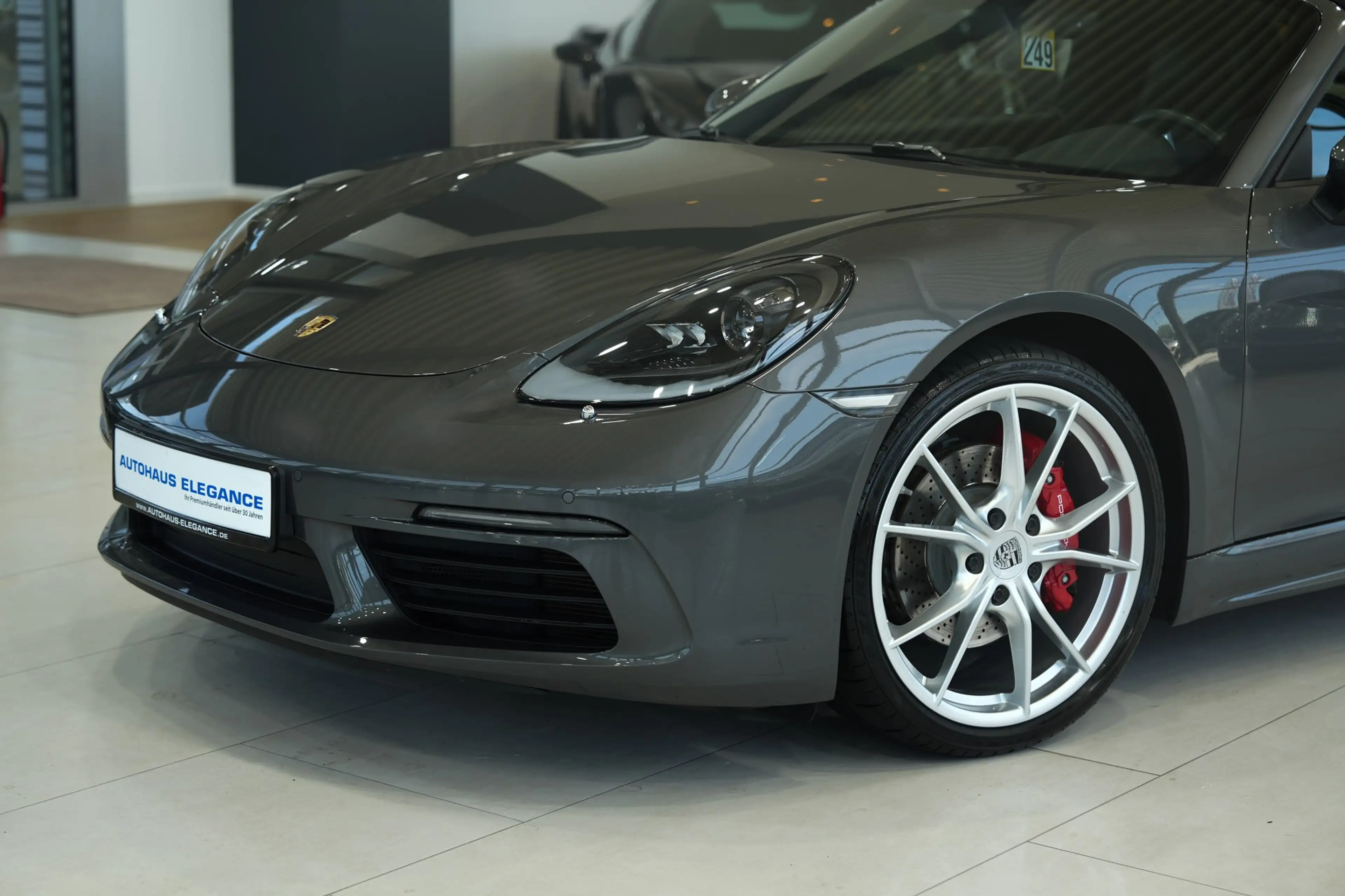Porsche 718 Boxter S*SPORTSITZE*LEDER*HIFI*PDK*LM"20* — photo 13