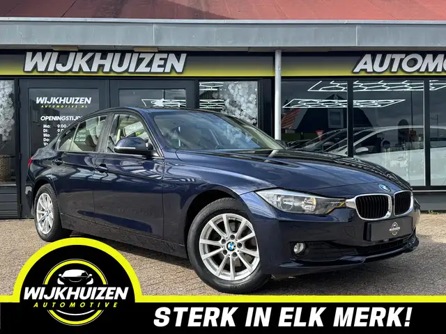 BMW 316 3-serie 316i High Executive met Leder !!! Navigati