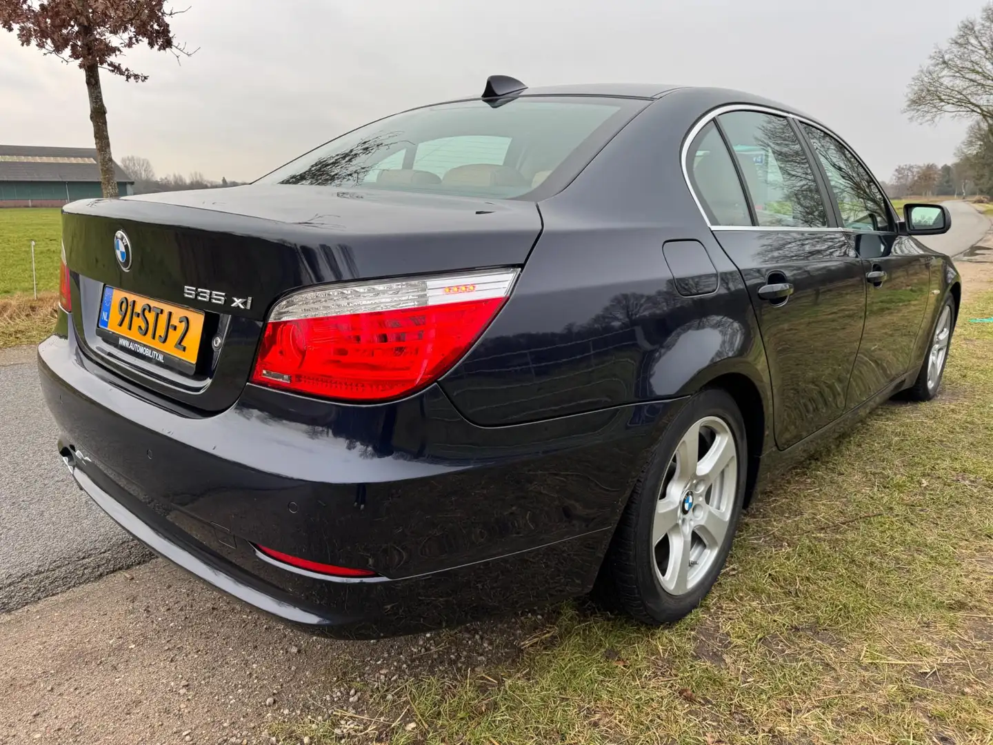 BMW 535 535XI 4wd prachtige auto 299pk Bleu - 2